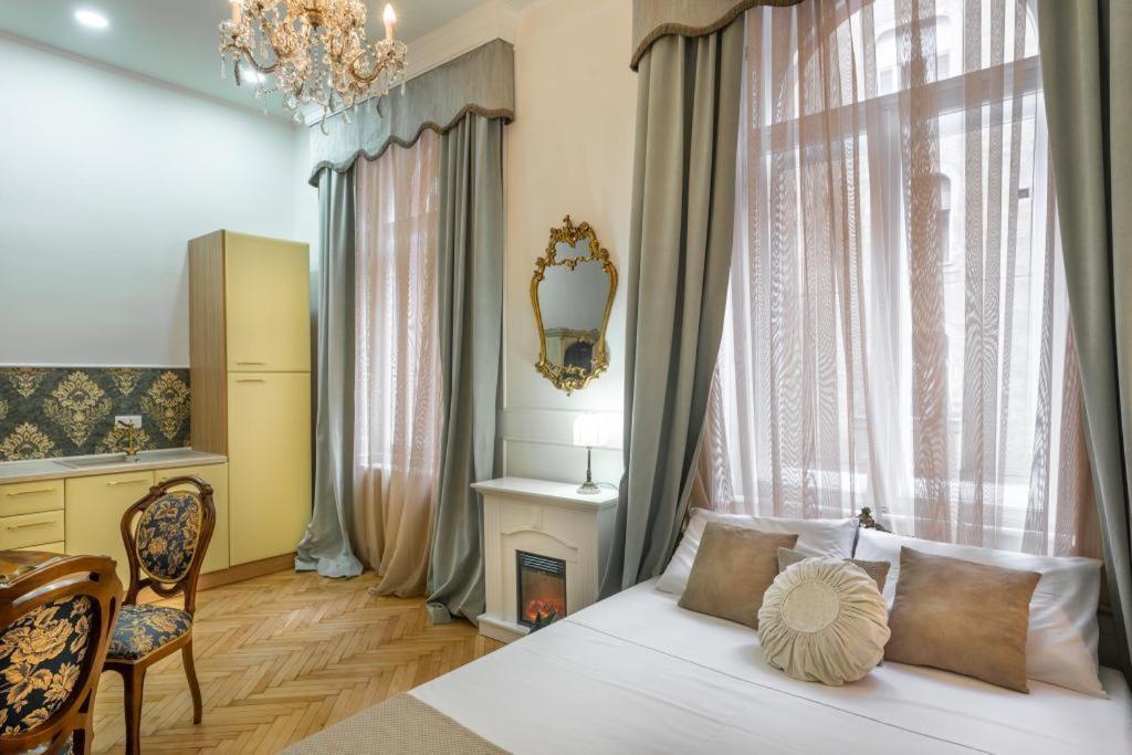 Regina Apartments On Kiraly Street Budapest Extérieur photo